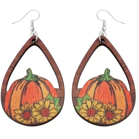 Fall Pumpkin Earrings - Picture 3 of 5